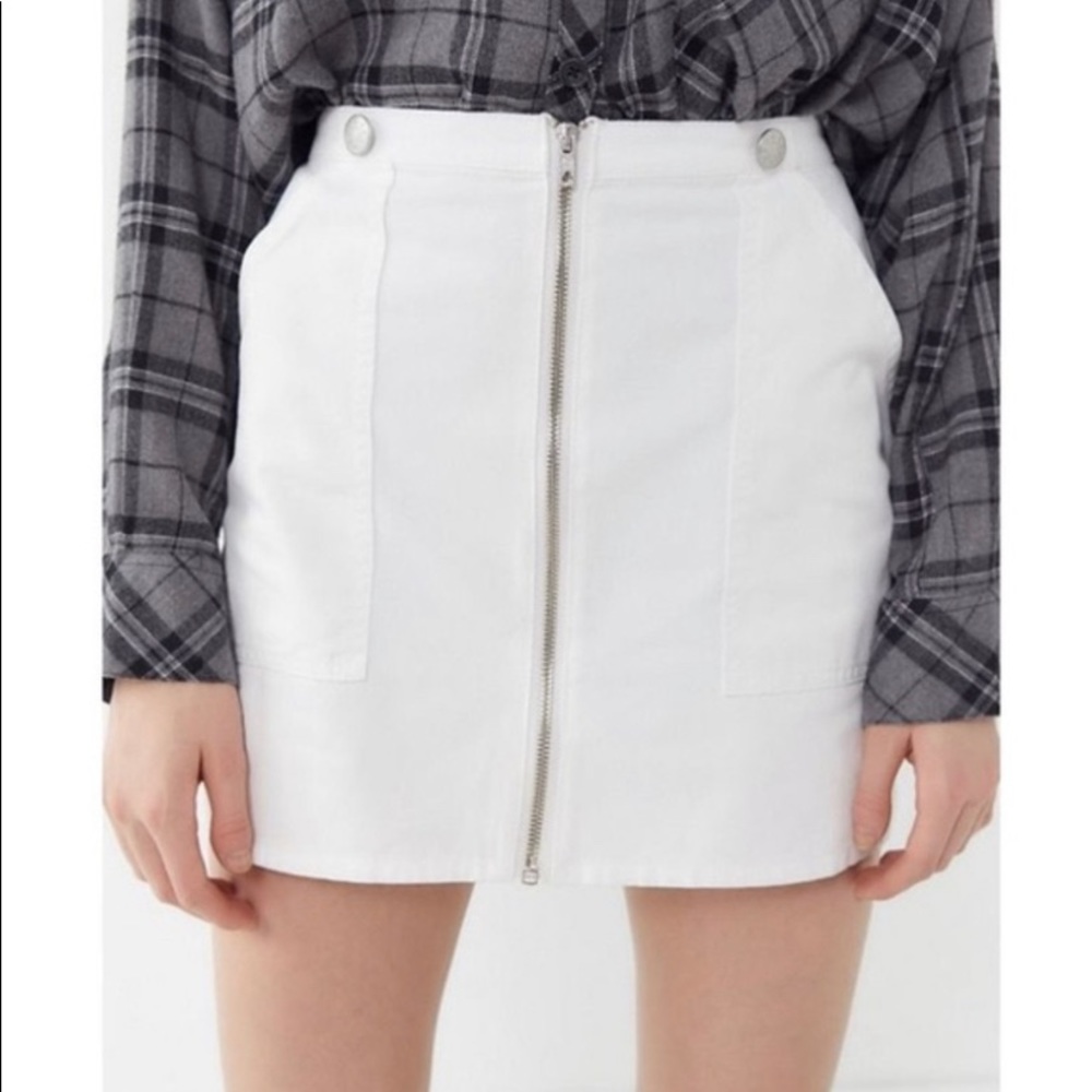 BDG • White Utility Mini Skirt